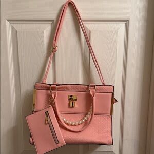 Elegant Pink Fashion Handbag with Pouch (Not A Designer Brand)/NWOT Tags